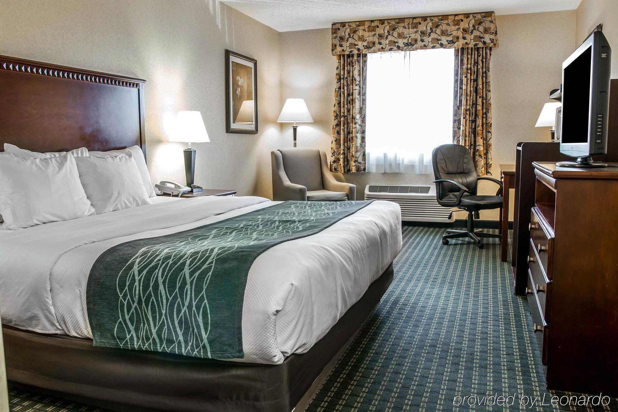 Quality Inn Marshall Near I-69 Экстерьер фото