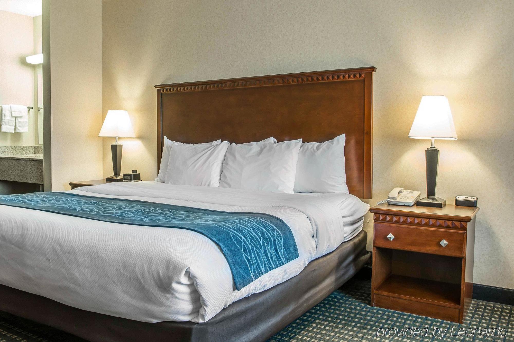 Quality Inn Marshall Near I-69 Экстерьер фото