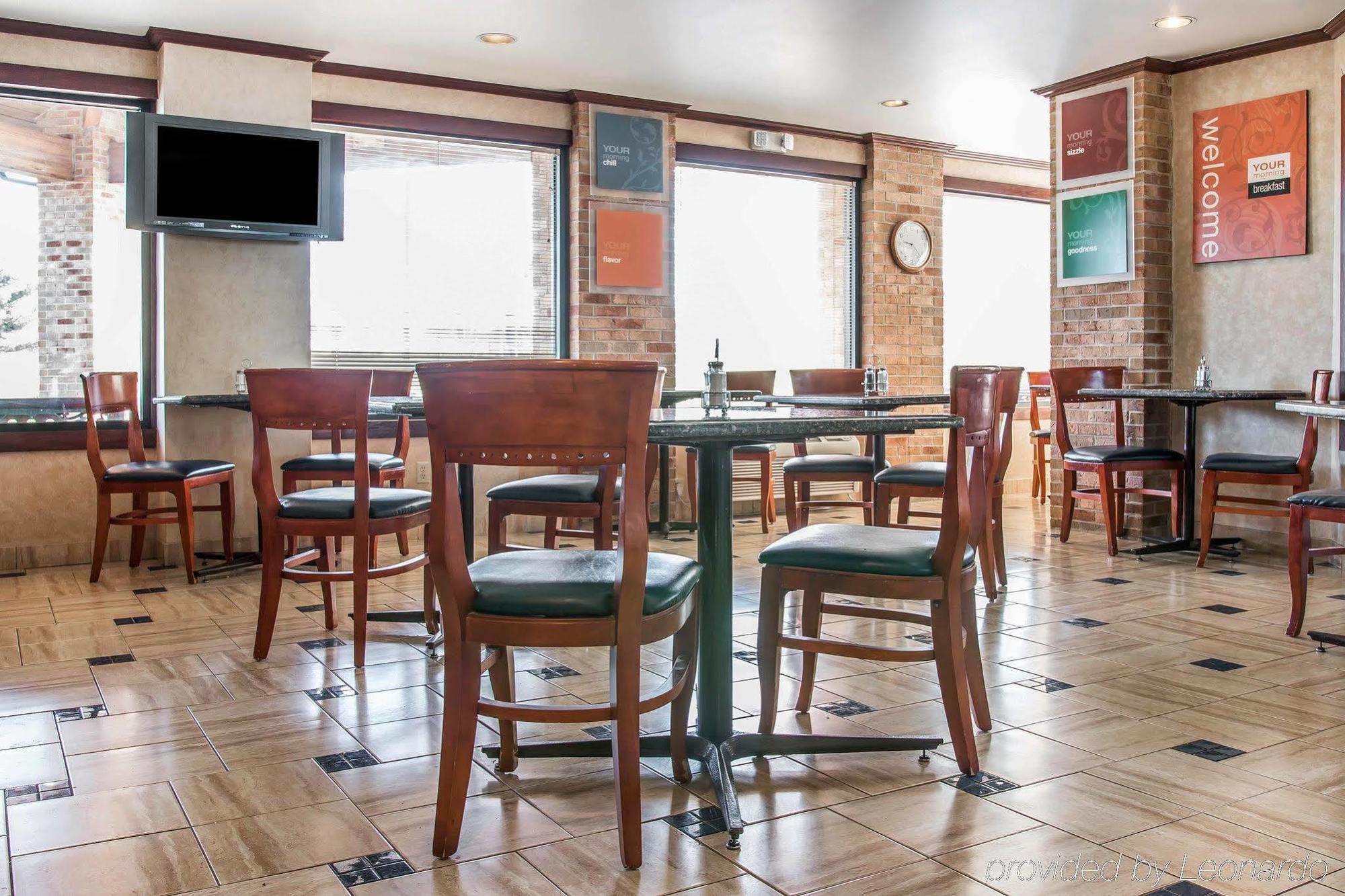 Quality Inn Marshall Near I-69 Экстерьер фото