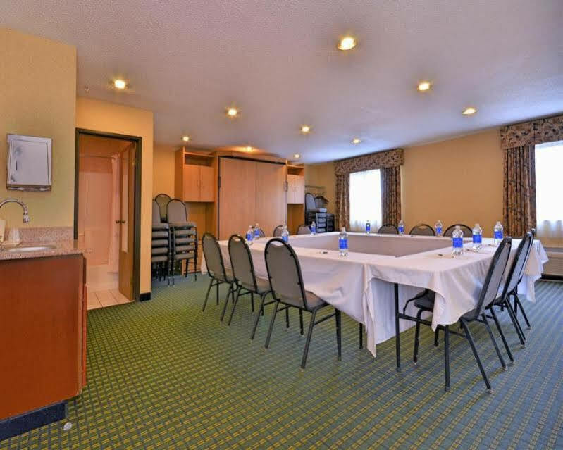 Quality Inn Marshall Near I-69 Экстерьер фото